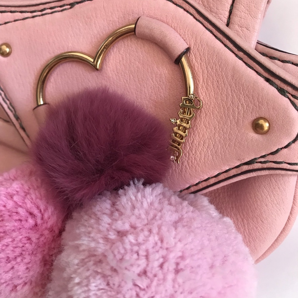 ๐SOLD๐ Vintage early 2000s Juicy Couture genuine leather pink clutch - Picture 3 of 7